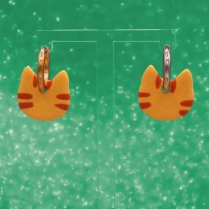 Gato Charm Atigrado (1350×1080)